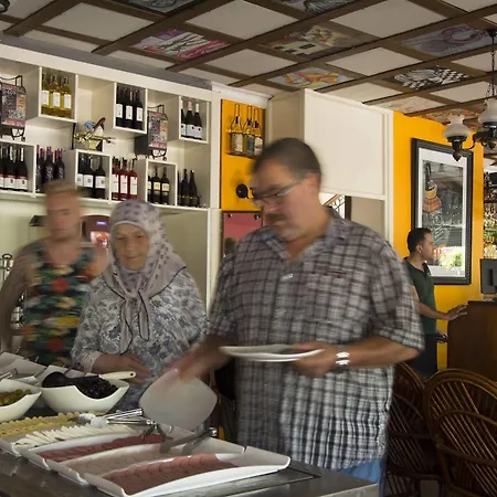 Kleopatra Ξενοδοχείο 3*