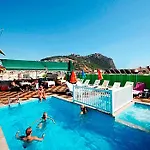 فندق Kleopatra 3*