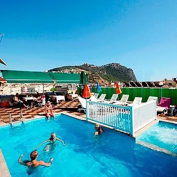 Hotell Kleopatra 3*